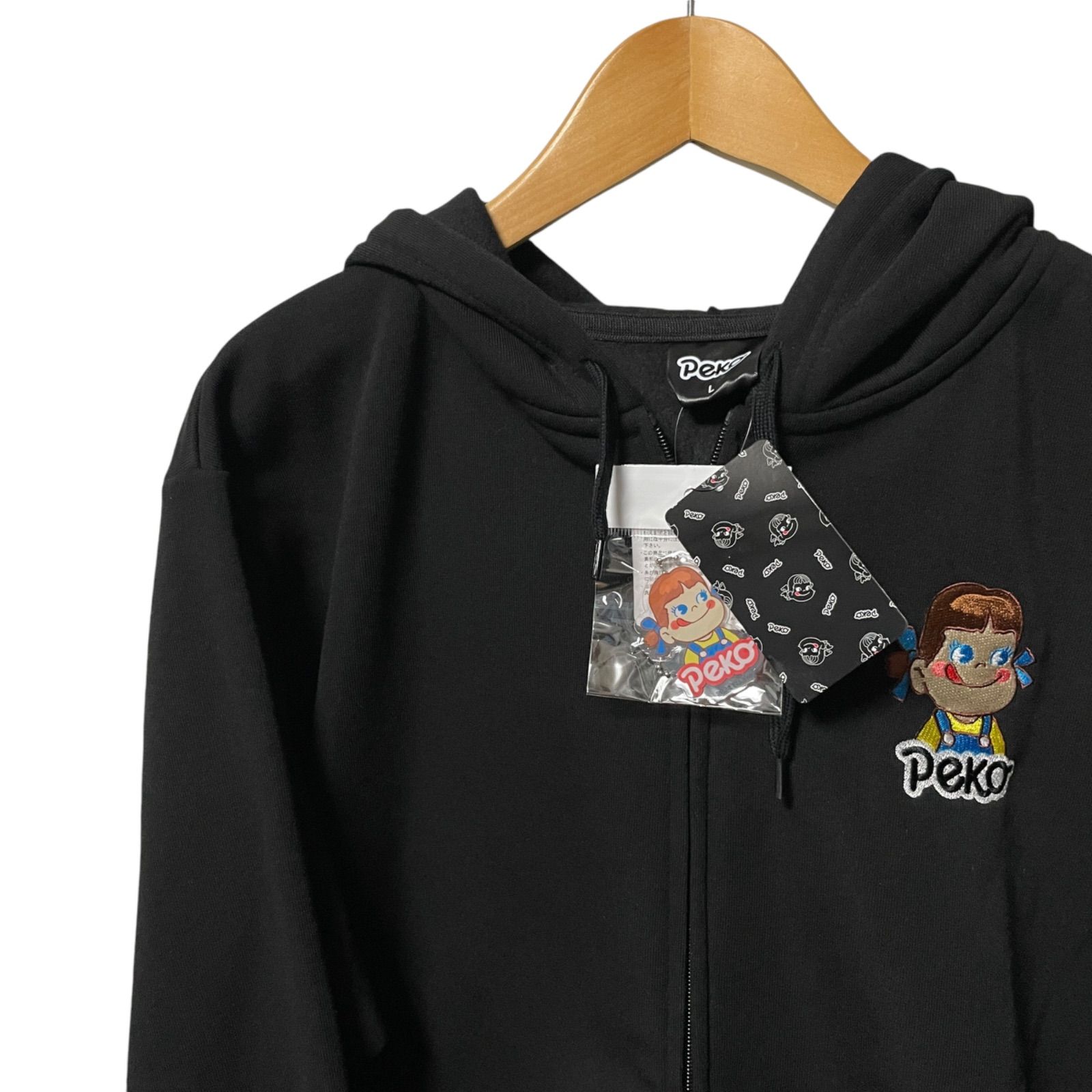 不二家　ノベルティ　ペコちゃん　ウインドブレーカー　L　ブラック　新品 不二家 ノベルティ ペコちゃん ウインドブレーカー L ブラック 新品