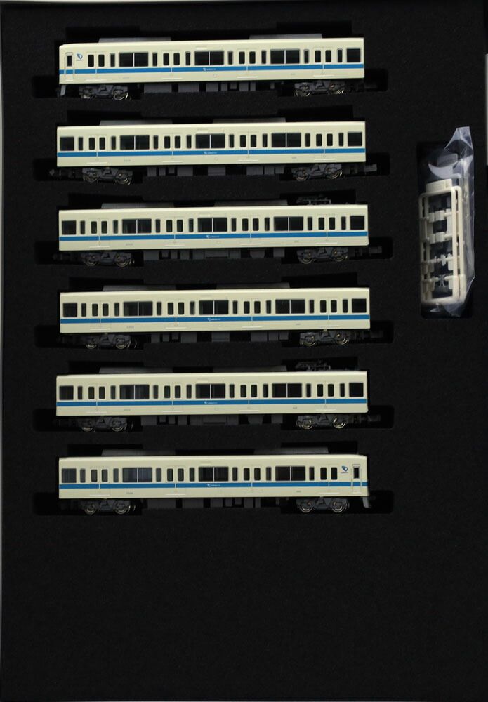Nゲージ　小田急8000形(更新車　白ライト)6両編成(動力付き)4両編成 楽天市場】【ふるさと納税】小田急8000形（更新車・白ライト