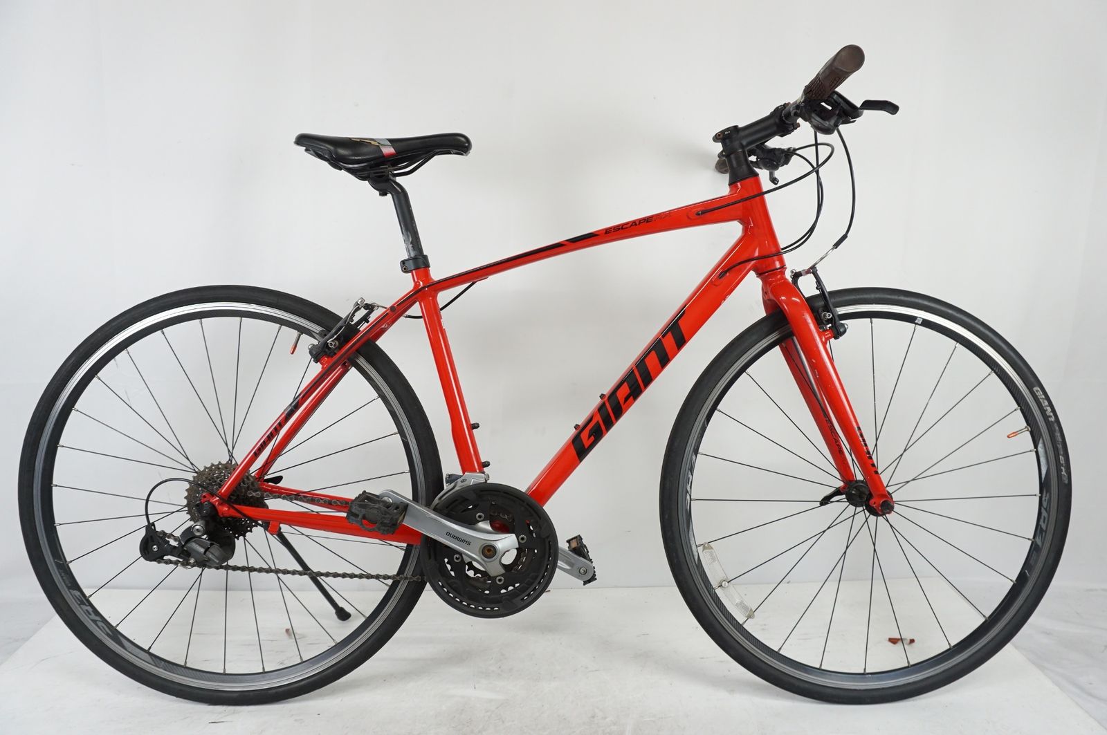 ジャイアント　赤 2025年最新】ジャイアント ロードバイク 赤の人気アイテム - メルカリ