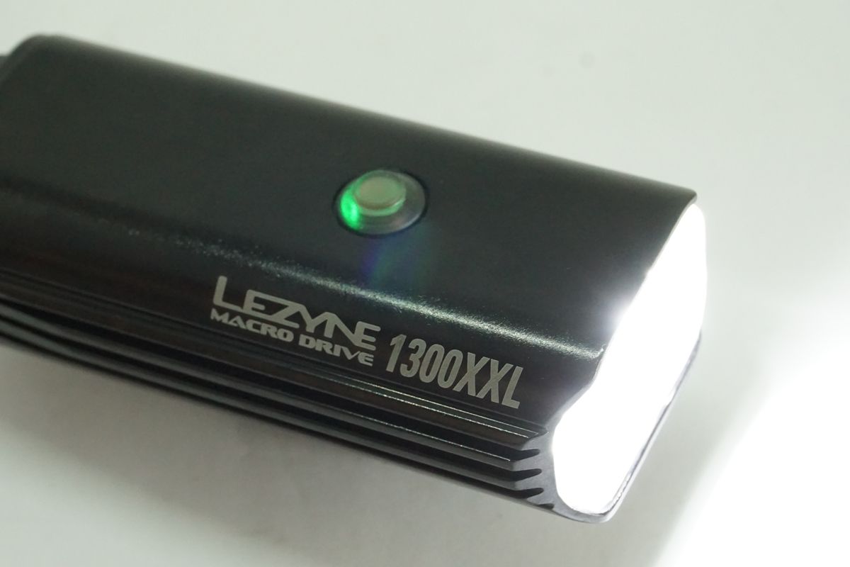 LEZYNE 「レザイン」 MACRO DRIVE 1300XXL フロントライト