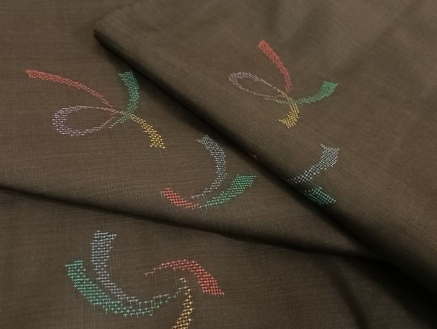 平和屋着物●本場大島紬　９マルキ　地空　短冊文　ロング丈　正絹　逸品　未使用　AAAU4223np 平和屋着物○本場大島紬 9マルキ 地空 短冊文 ロング丈 正絹 逸品 未