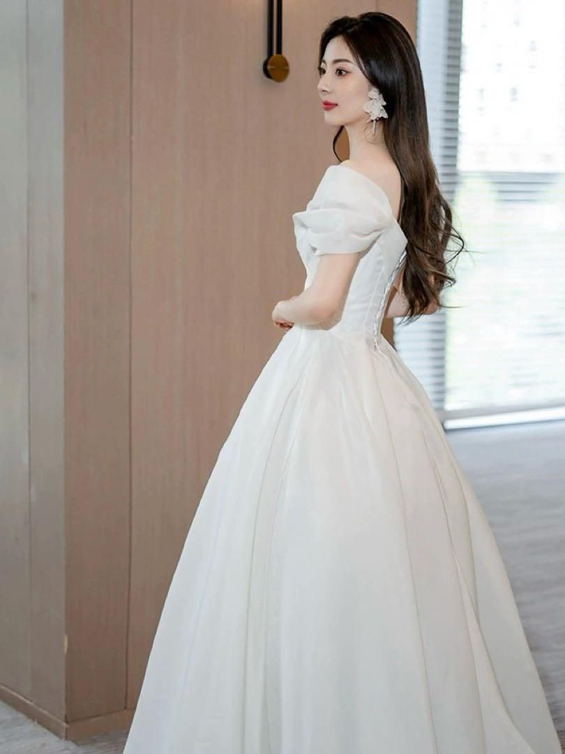 1 / 16 ロング丈プリンセスライン✦ウェディングドレスエレガントな  