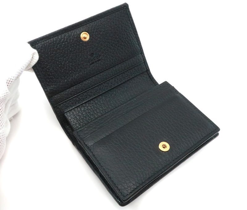 【美品】グッチ 二つ折り財布 ブラック マーモント レザー ゴールドロゴ 美品】グッチ 二つ折財布 マーモント ゴールドロゴ 小銭入れ付