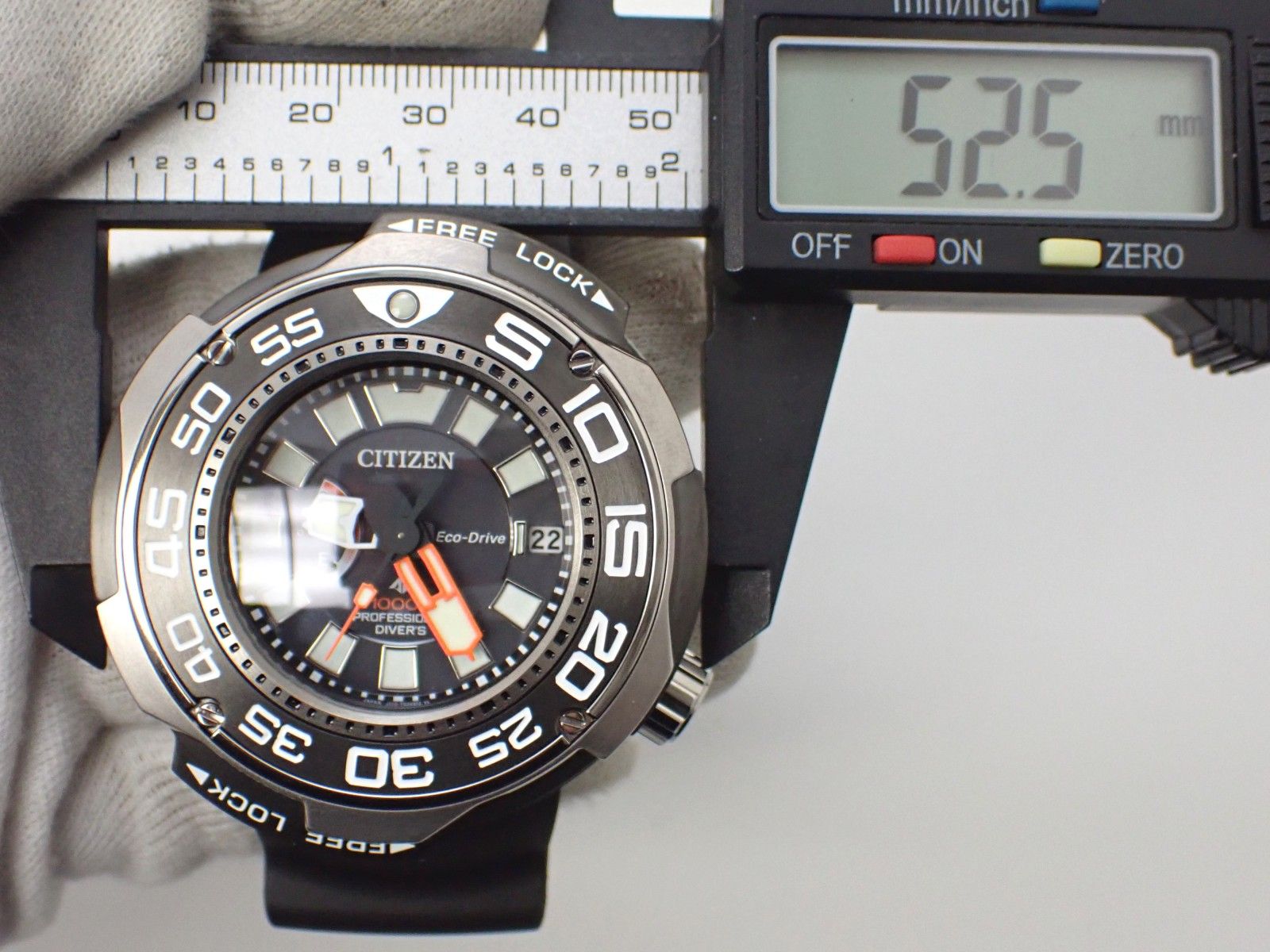 ソーラー メンズ腕時計