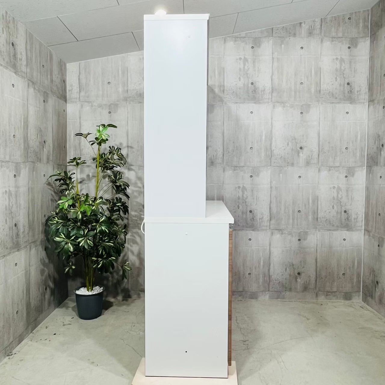 05