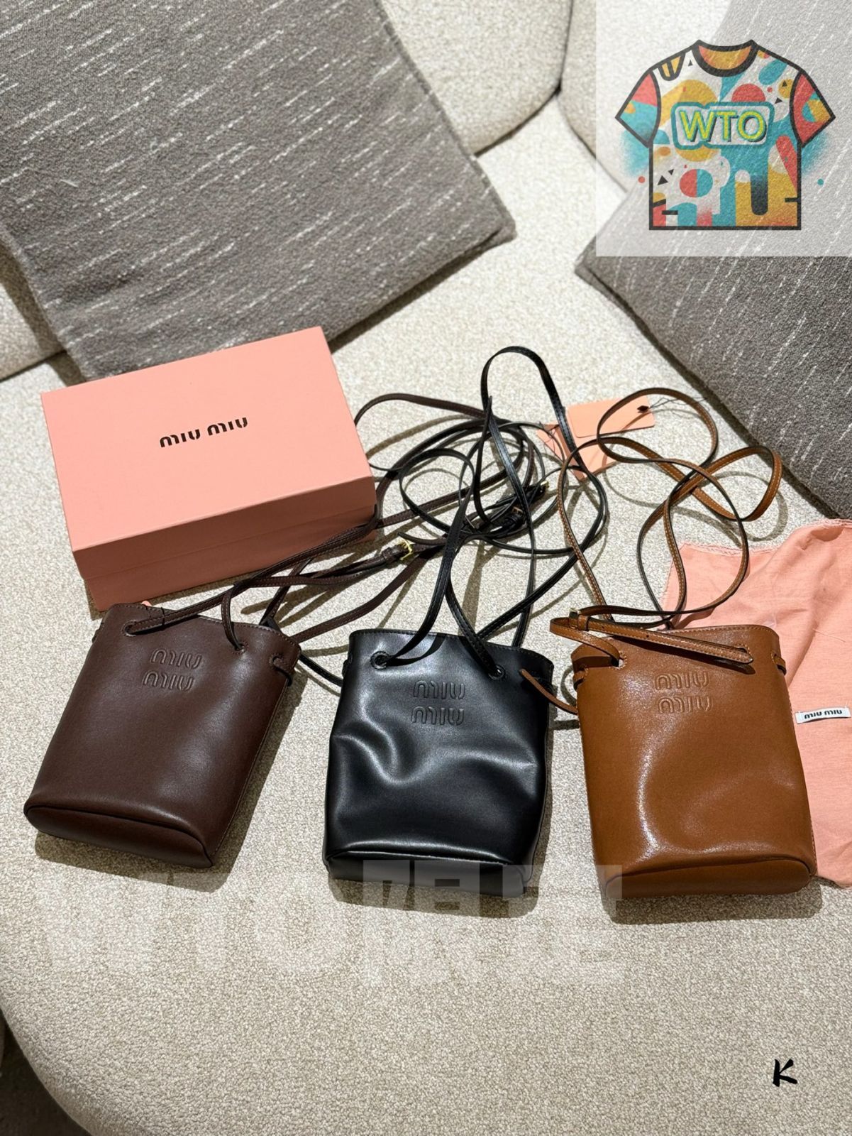 【専用出品】umi 今日WTO】miumiu ミニトートバッグ 14×20cm ギフトボックス付