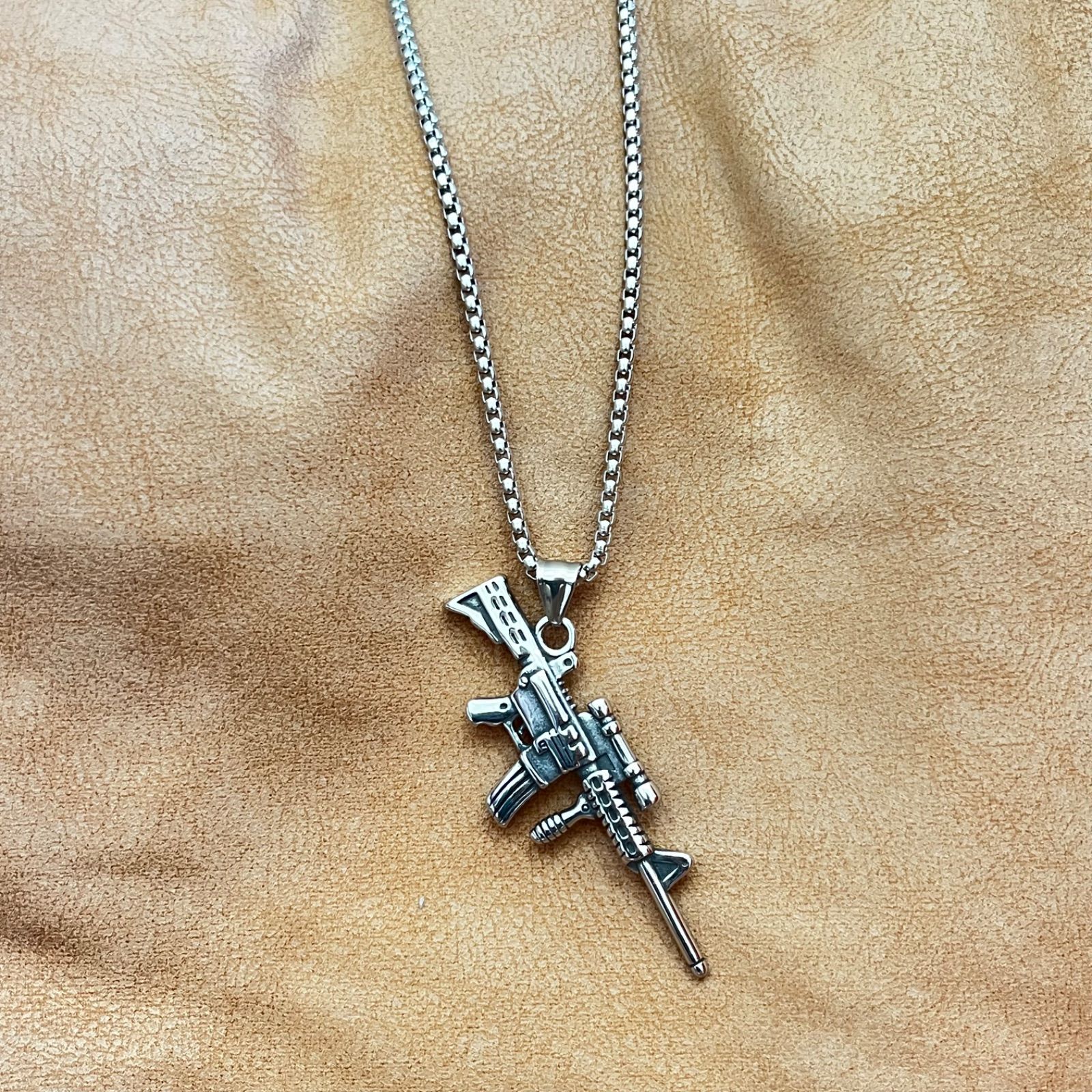 新品 カービン 騎兵銃 銃 ガン ネックレス ペンダント ファッション 