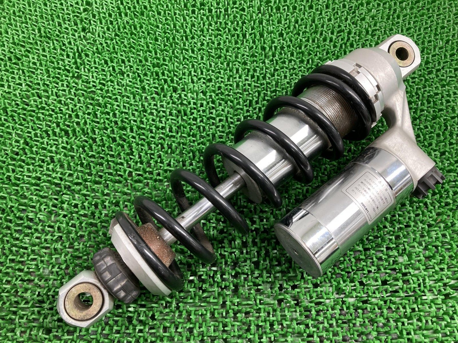 MH900E リアサスペンション ドゥカティ 純正 バイク 部品 ピッチ325mm 