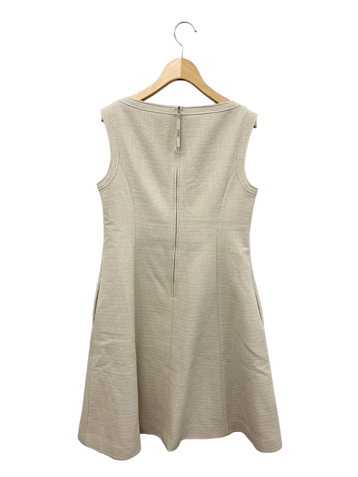 12万✨フォクシー Pleat Sleeve Dressワンピース ベージュ38 12万✨フォクシー Pleat Sleeve Dressワンピース ベージュ38