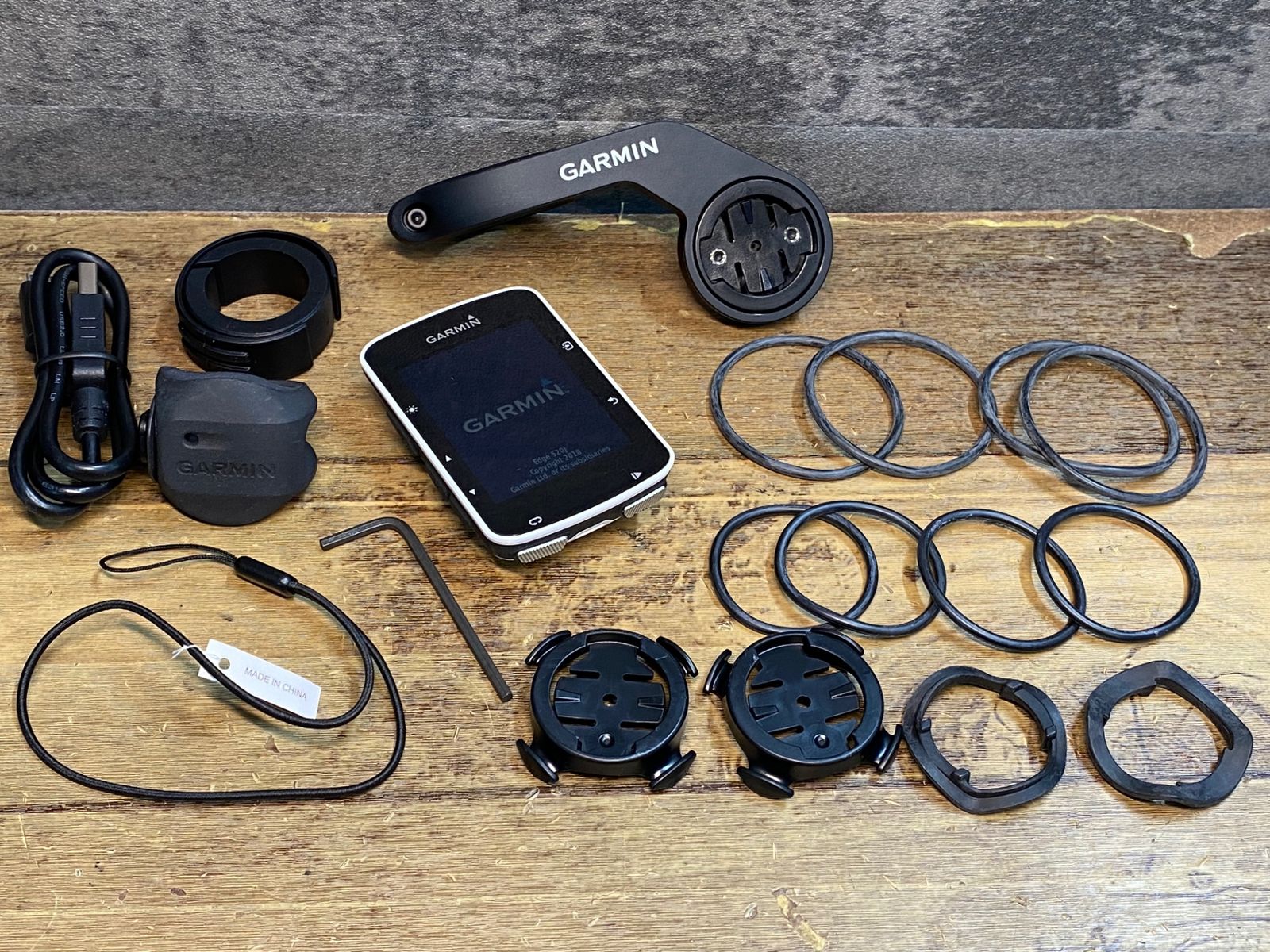 GARMIN Edge 520J サイクルコンピューター本体 ラバーケース付属