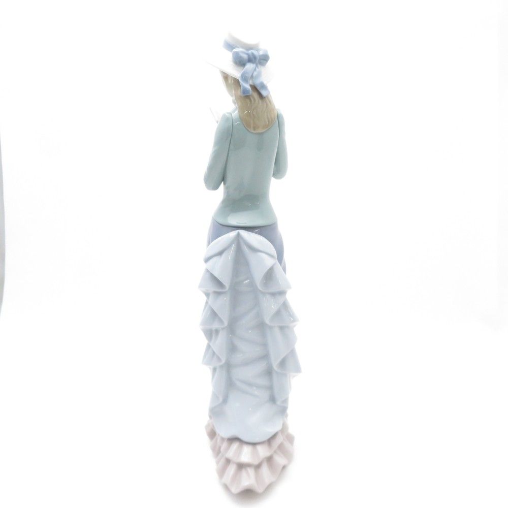 リヤドロ 読書する貴婦人 陶器人形 NO.5000 LLADRO 置物 アンティーク