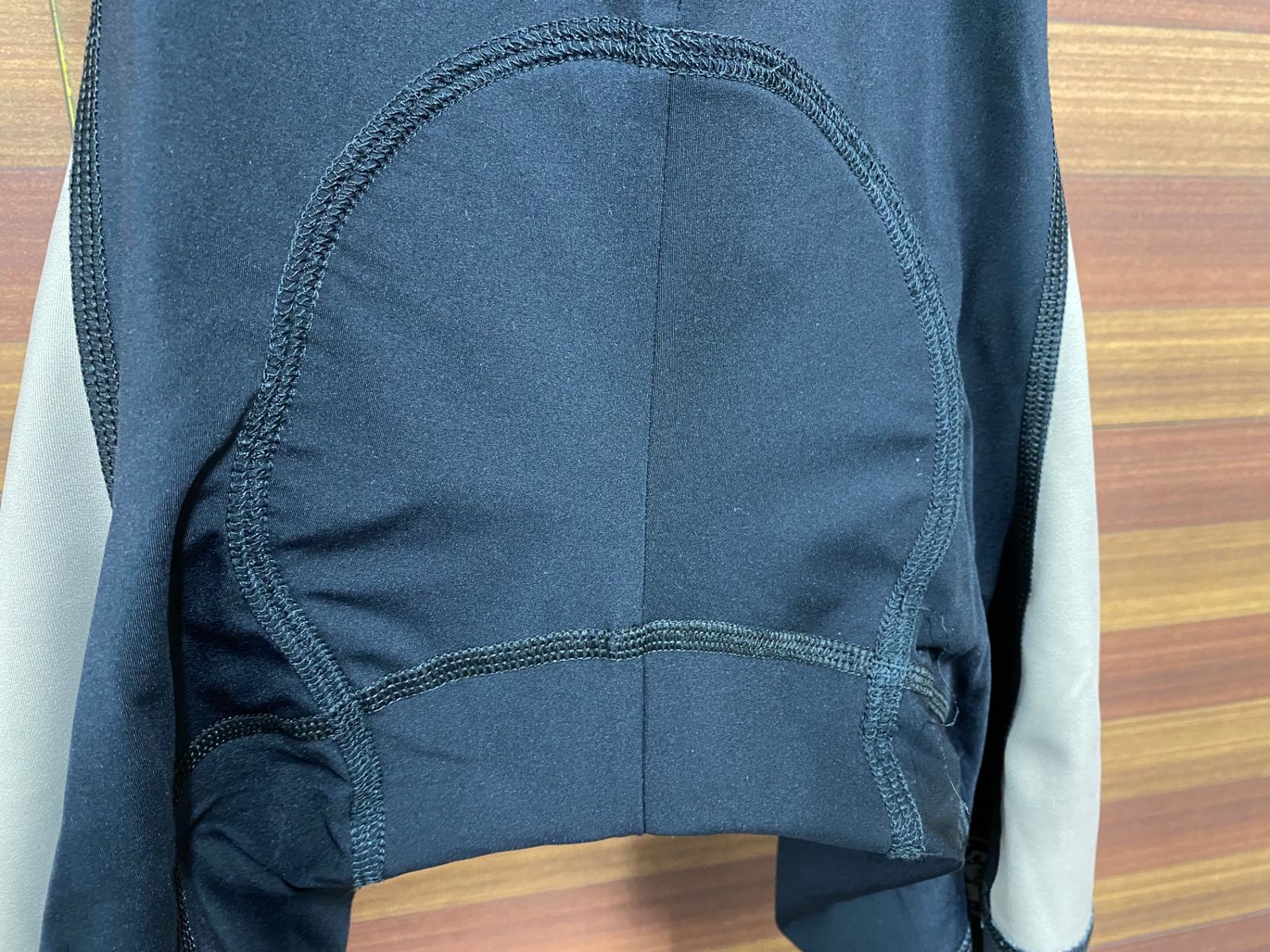 IU471 イサドア
