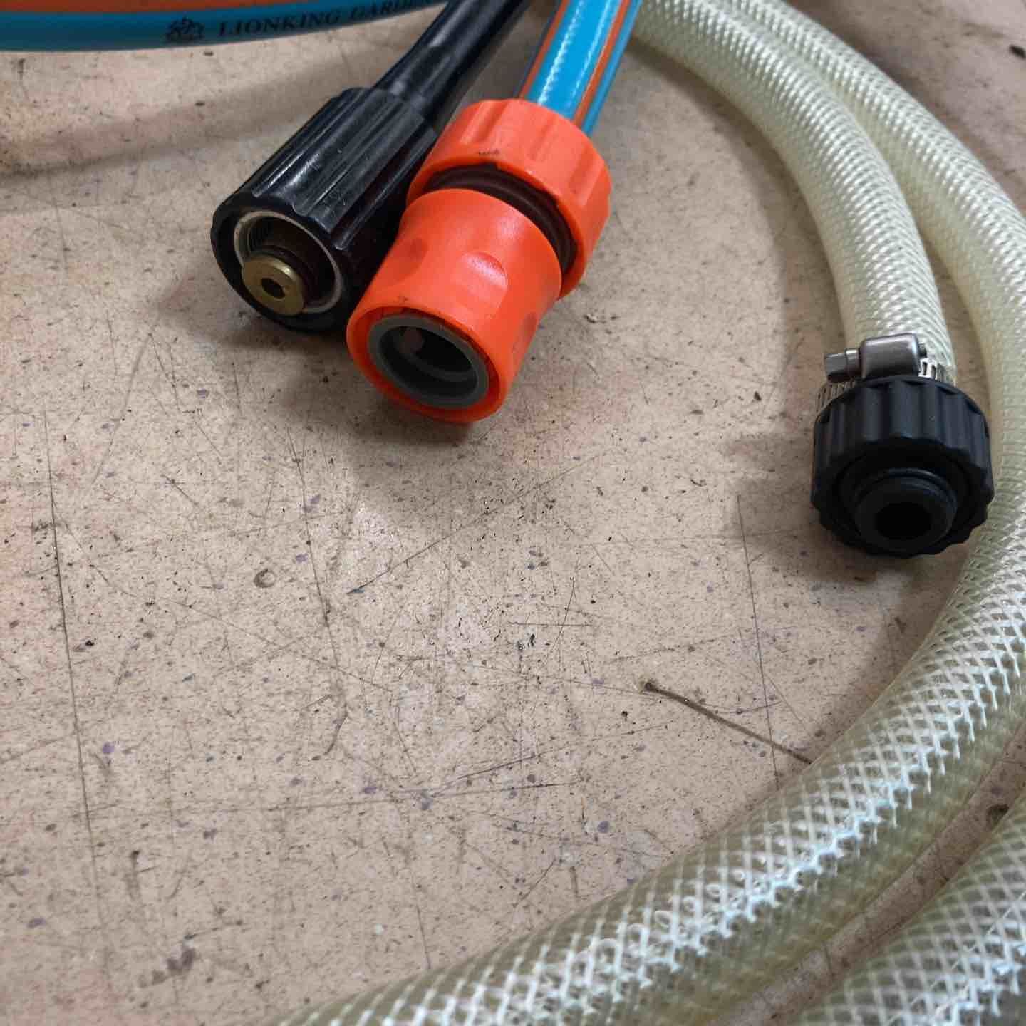 V コードレス高圧洗浄機