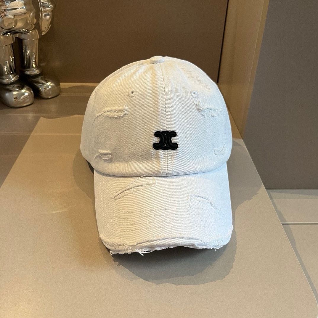 CELINE ハット 美品 CELINE バケットハット 2AUP7517Q ラフィア トリオンフ