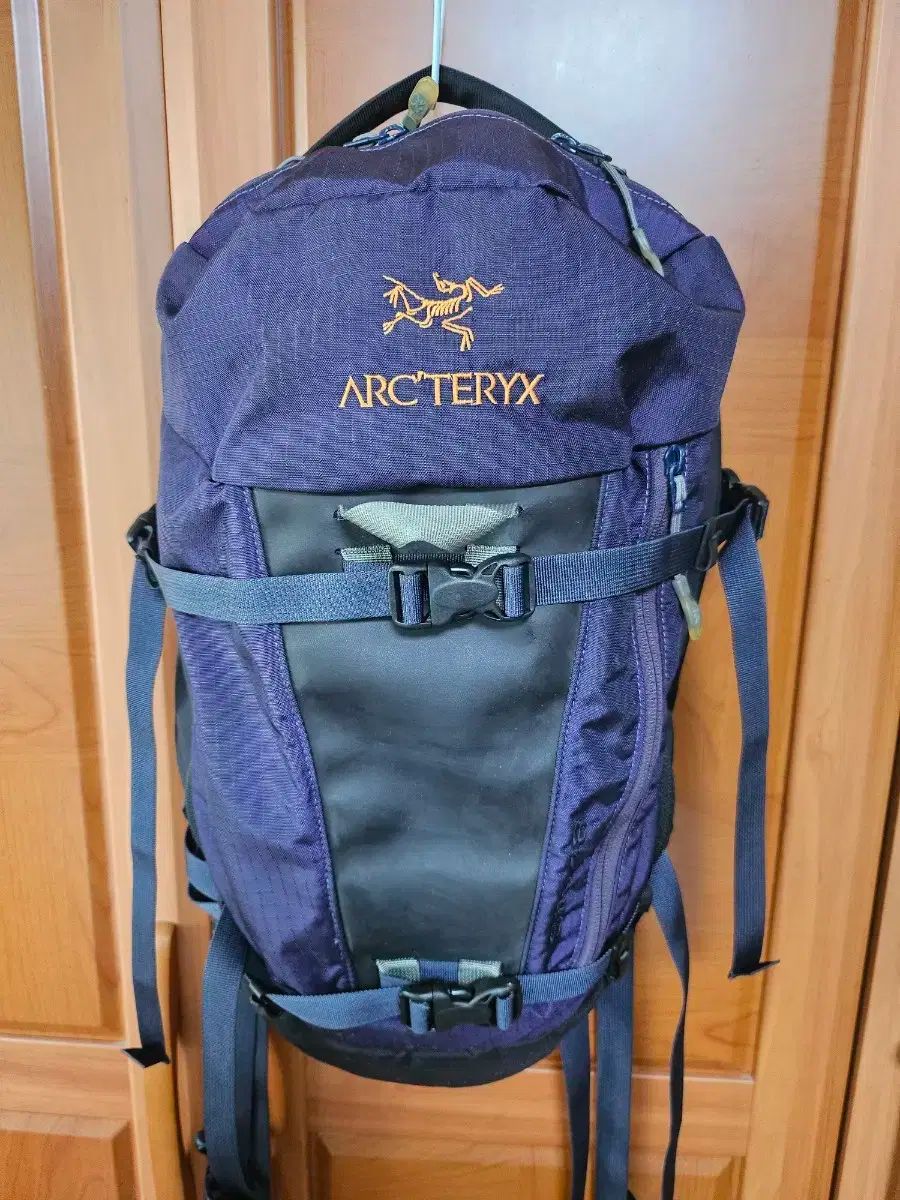 ARC TERYX アークテリクス シャイロ 18
