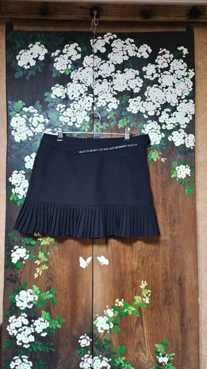 マスターバニーエディション ゴルフスカート