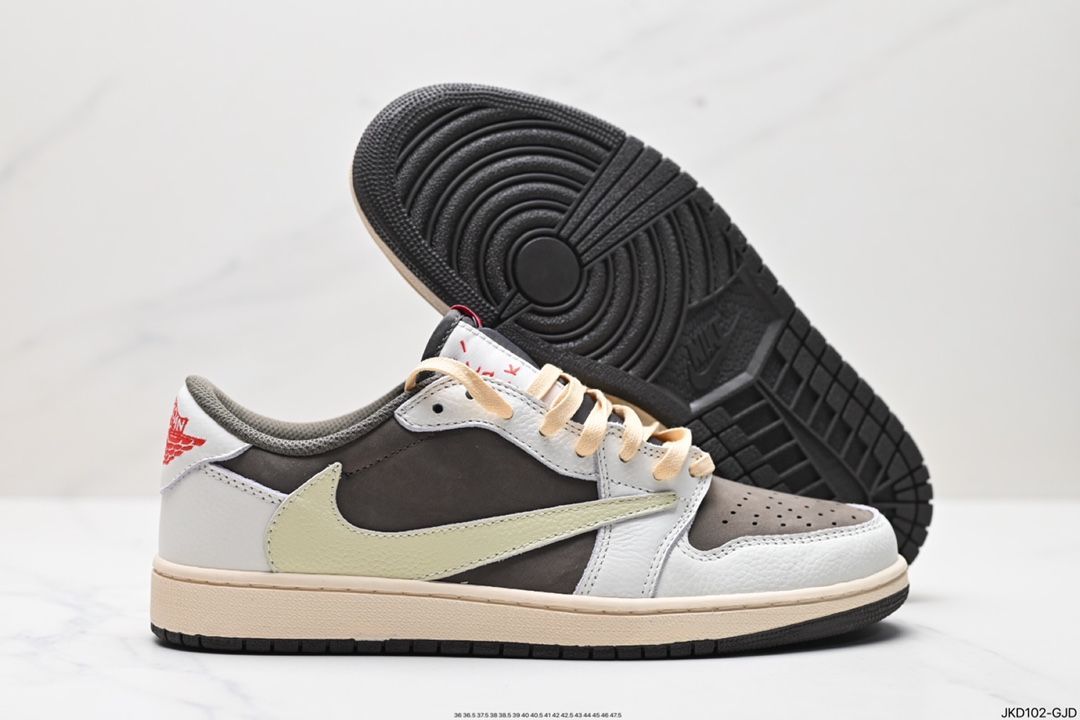 Travis Scott Nike Air Jordan 1 リバースモカ