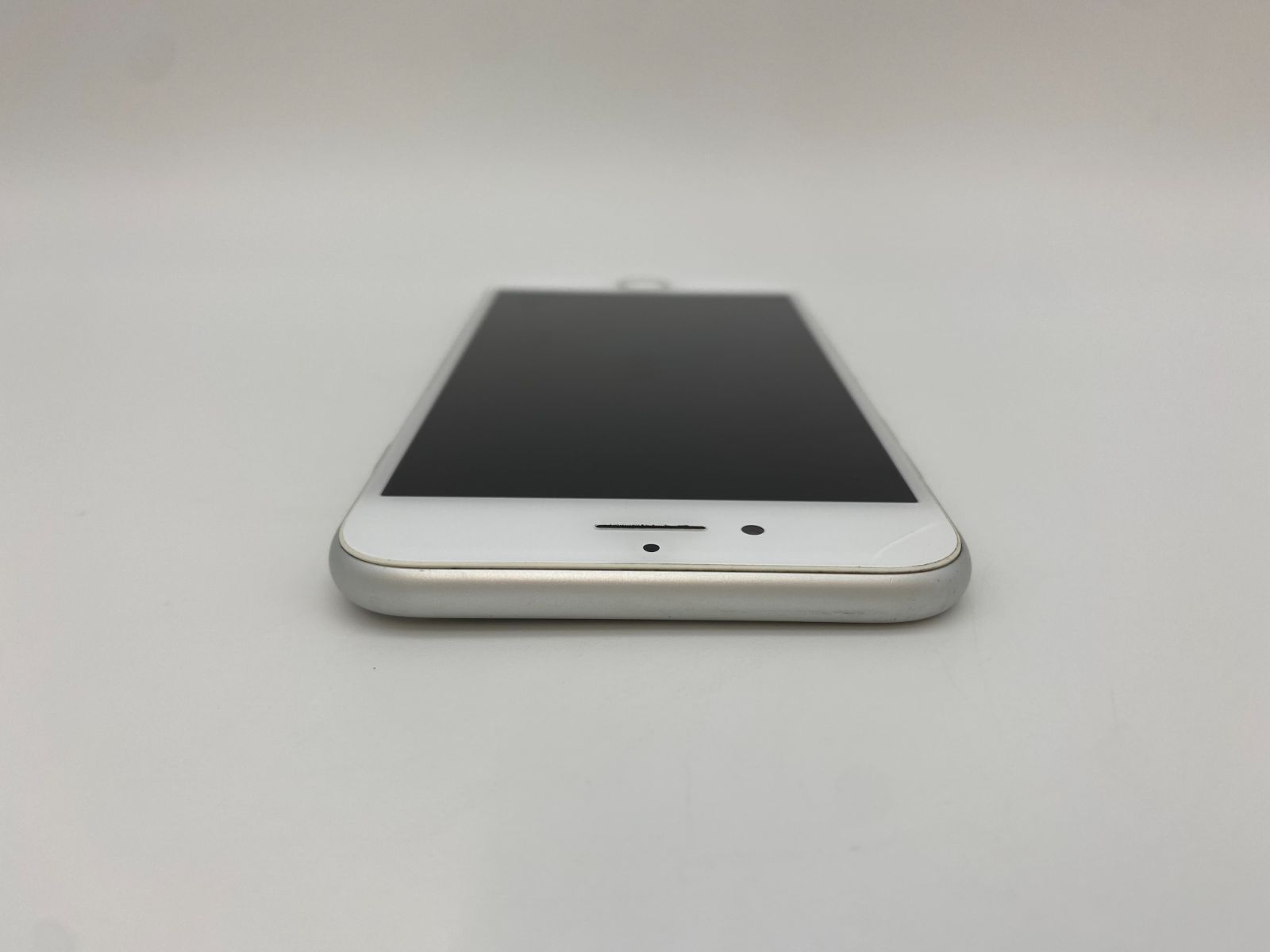 149 iPhone7 32GB シルバー/シムフリー/純正バッテリー92% iPhone7 32GB シルバー/シムフリー/純正バッテリー92%/新品