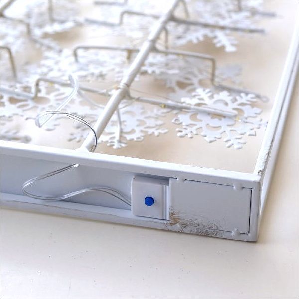 クリスマスツリー 壁掛け インテリア 壁飾り アイアン アートパネル 木 デコレーション ウォールアート アイアンの壁飾り LEDスノーツリー SKLAD-KIRPICHA_RU