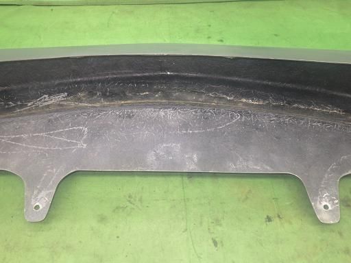 フロントバンパー