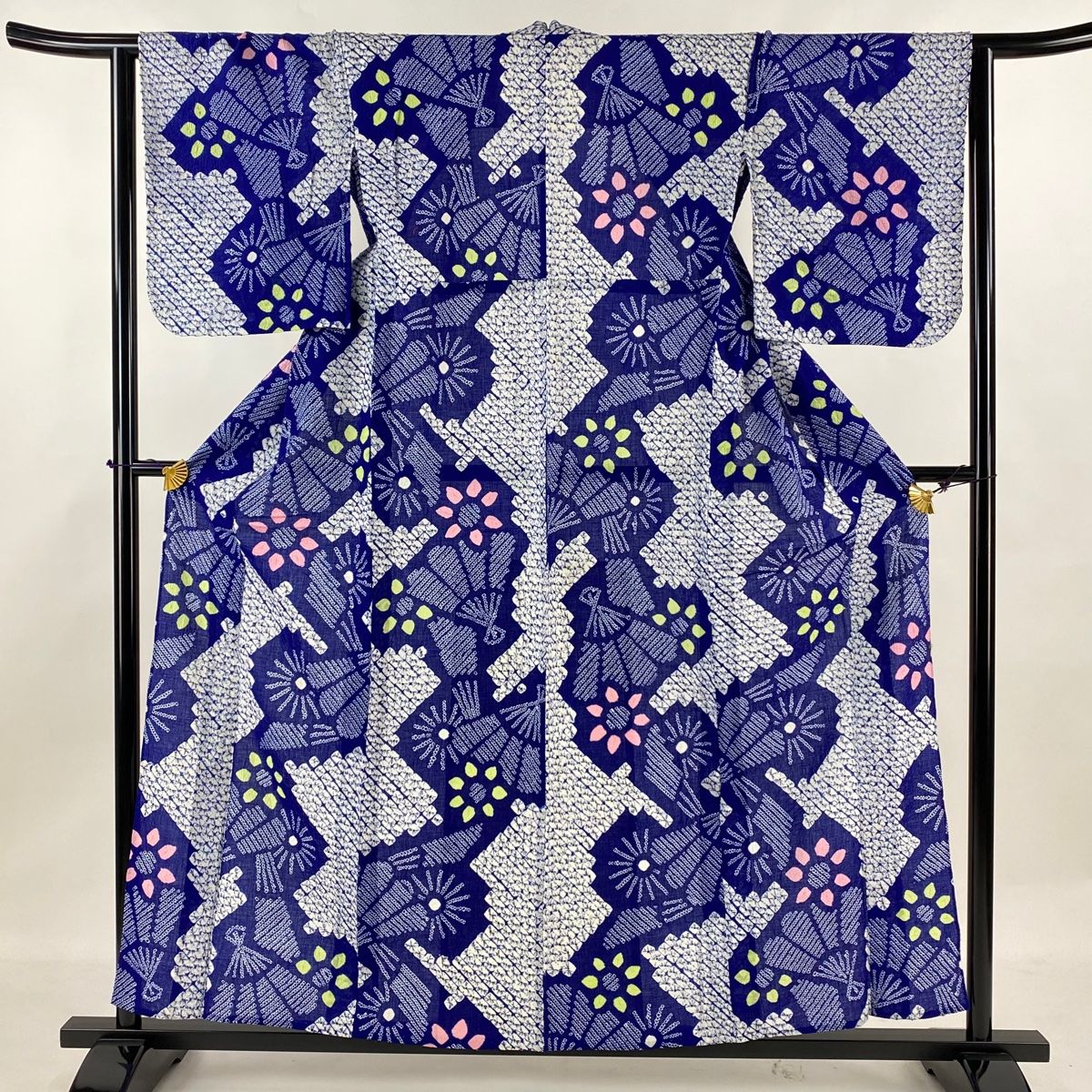 浴衣 身丈157cm 裄丈65cm M 絞り浴衣 花 扇子 青 綿 名品