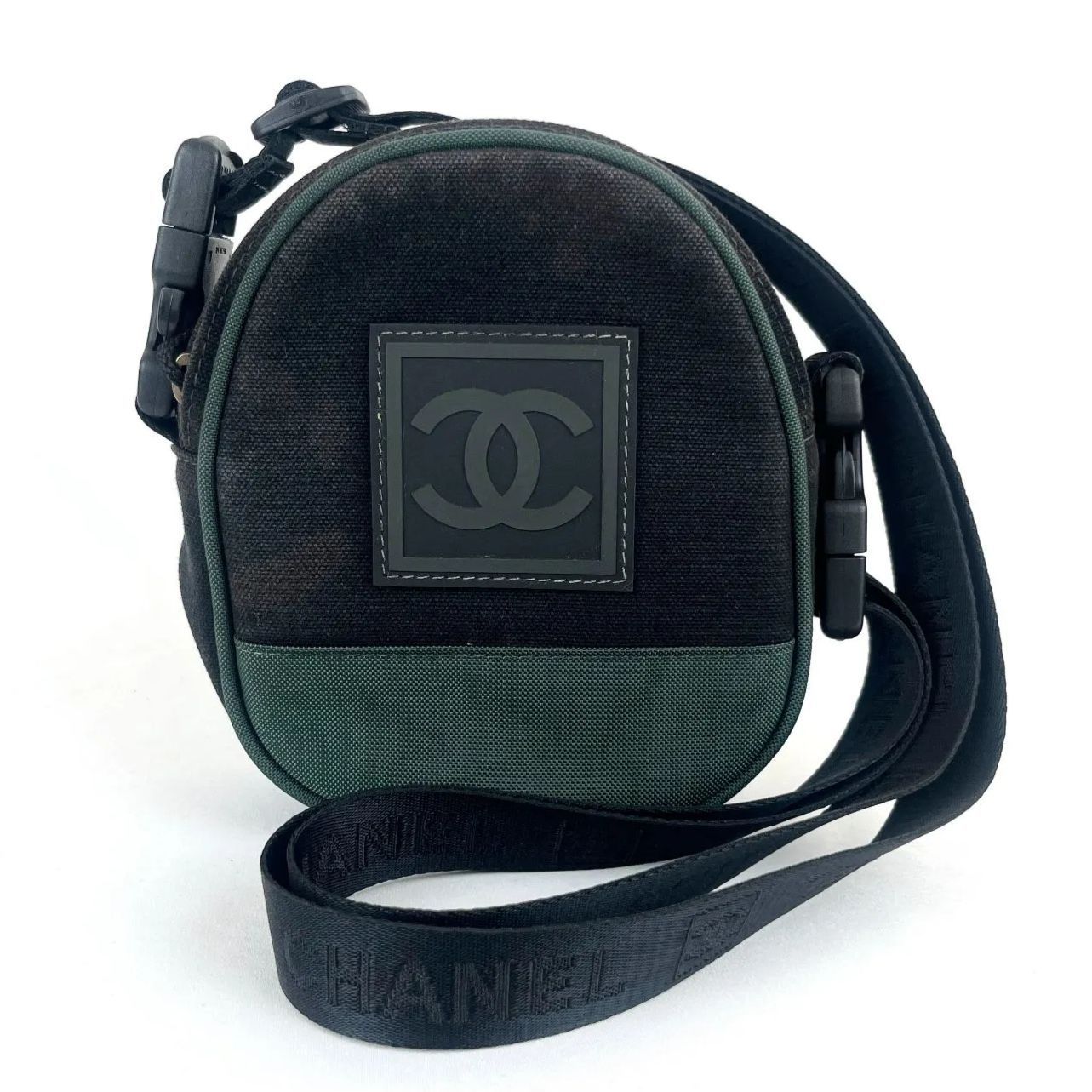 CHANEL シャネル スポーツライン ショルダーバッグ A23300 ナイロン 