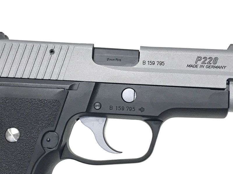 P228 2トーン