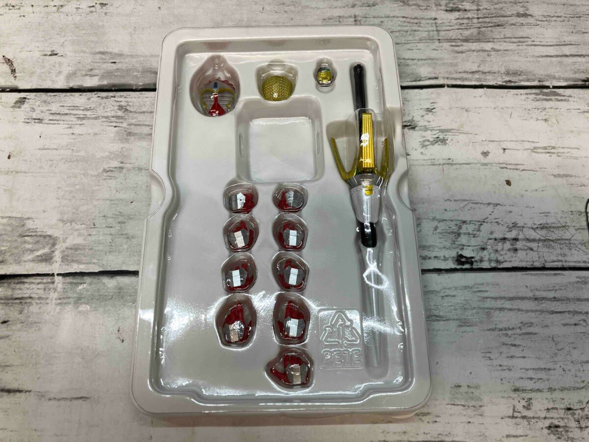 S.H.Figuarts(真骨彫製法) 仮面ライダーバロン バナナアームズ 仮面