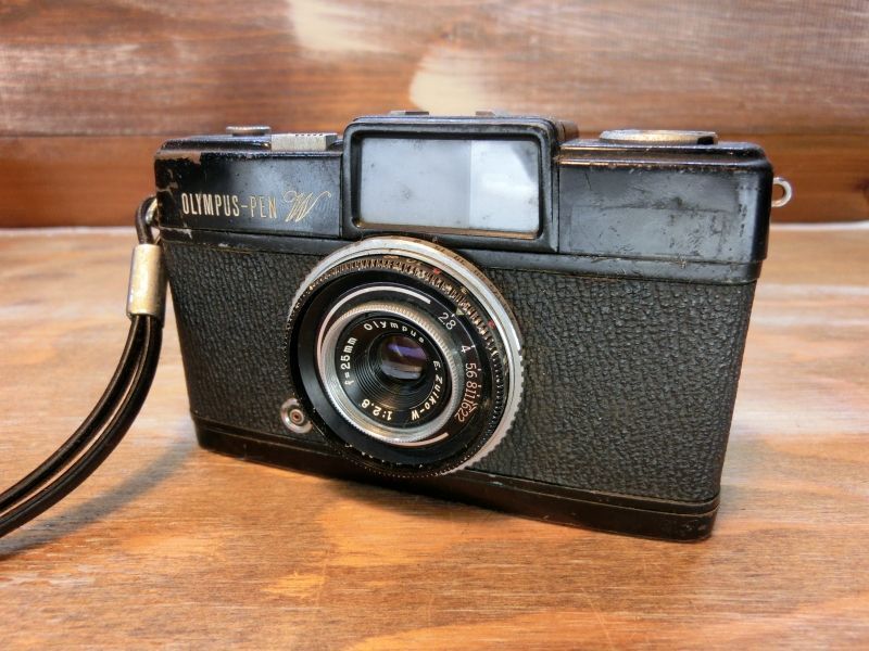 OLYMPUS - 7225 オリンパス Olympus PEN W ハーフサイズカメラ 7225 オリンパス Olympus PEN W ハーフサイズカメラ - メルカリ