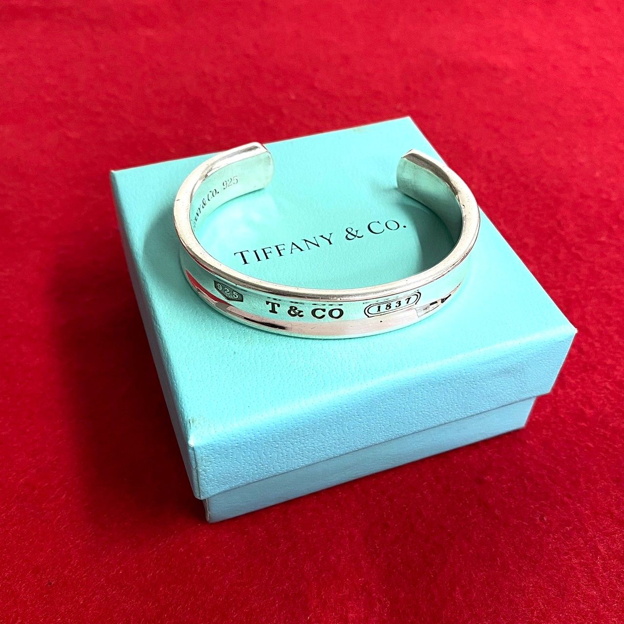 極 美品 希少品 TIFFANY&Co. ティファニー 1847 ナローバングル シルバー925 バングル ブレスレット アクセサリー シルバー  941-4 - メルカリ