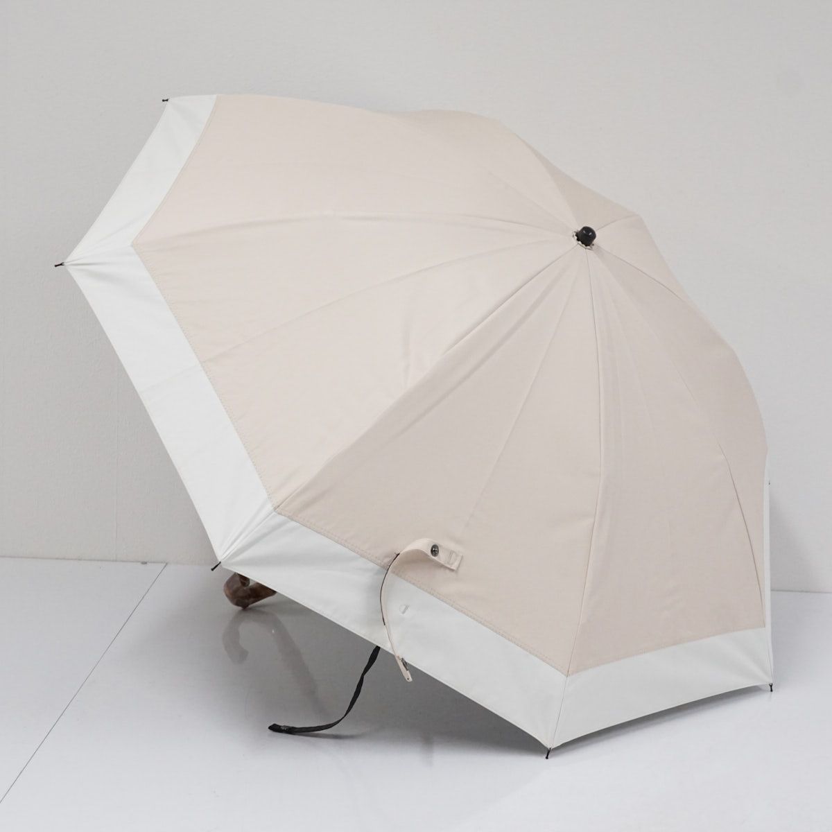 【美品】芦屋ロサブラン 完全遮光 日傘 3段折りたたみアイボリー×ベージュ 3段 | 折りたたみ日傘 (50cm) | 芦屋ロサブラン