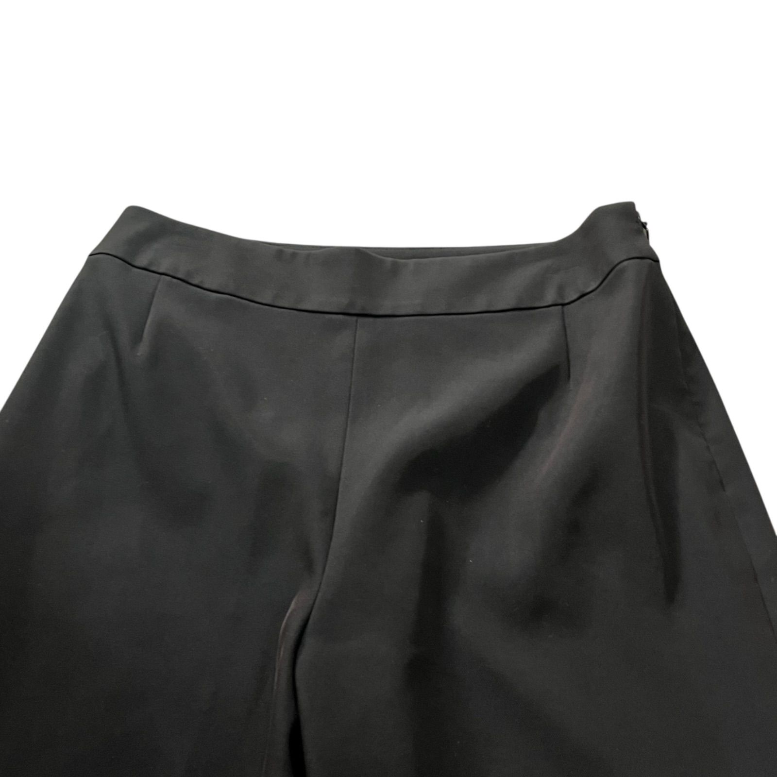 美品♡Rene パールテーパードパンツ(ウエストゴム) 美品♡Rene パールテーパードパンツ(ウエストゴム) - メルカリ
