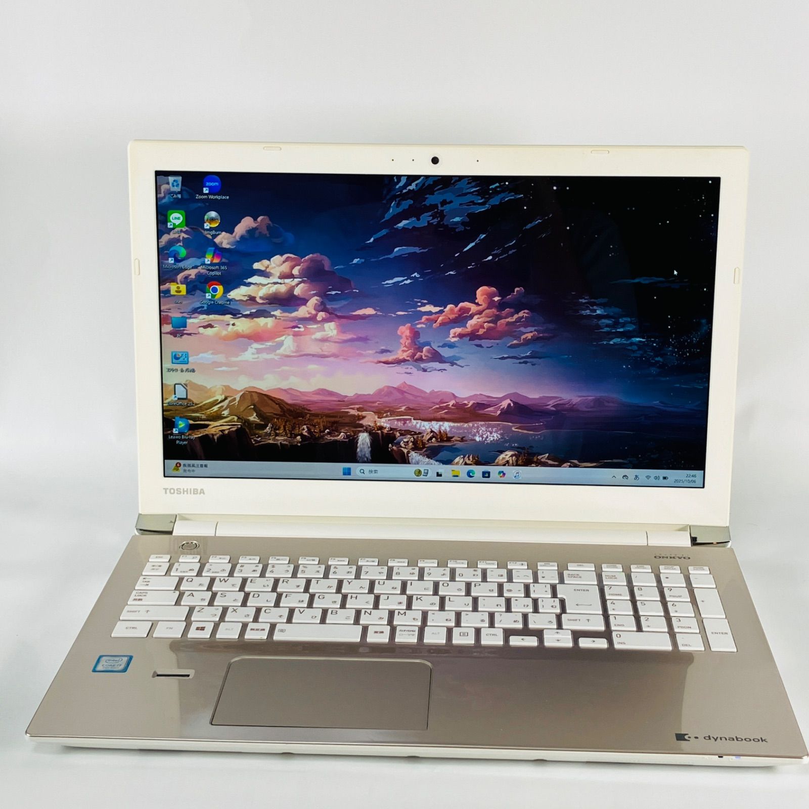 東芝　 T75/UG 第6世代 Core i7 ノートパソコン高速SSD 東芝 T75/UG 第6世代 Core i7 ノートパソコン高速SSD 東芝 dynabook