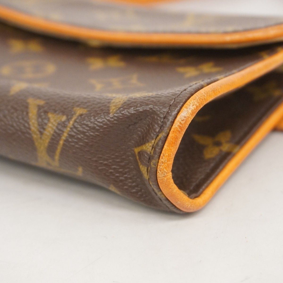 ウエストバッグ