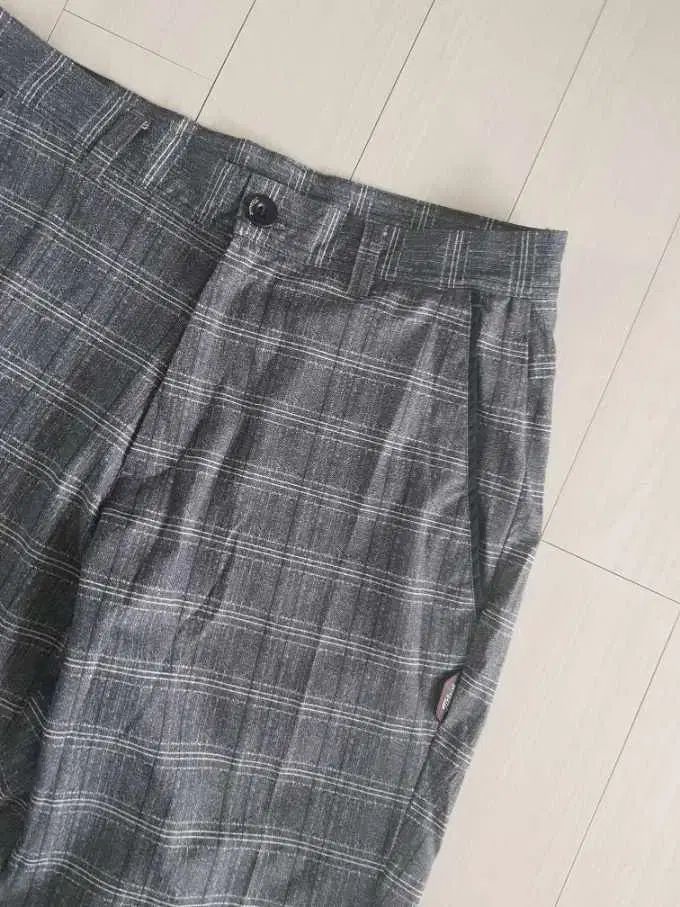 ゴルフパンツ 30