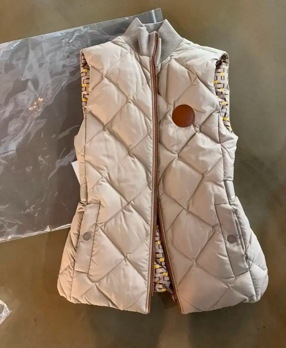 MONCLER モンクレール ダウンベスト 34 サイズ