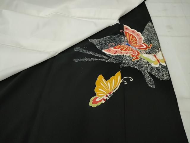 【アンティークやまと誂製♡少し訳あり6点セット】白に黒の絞り、蝶々の刺繍が豪華 格安モード 黒/白 蝶々柄 被らない クール系振袖 お得な激安プライス