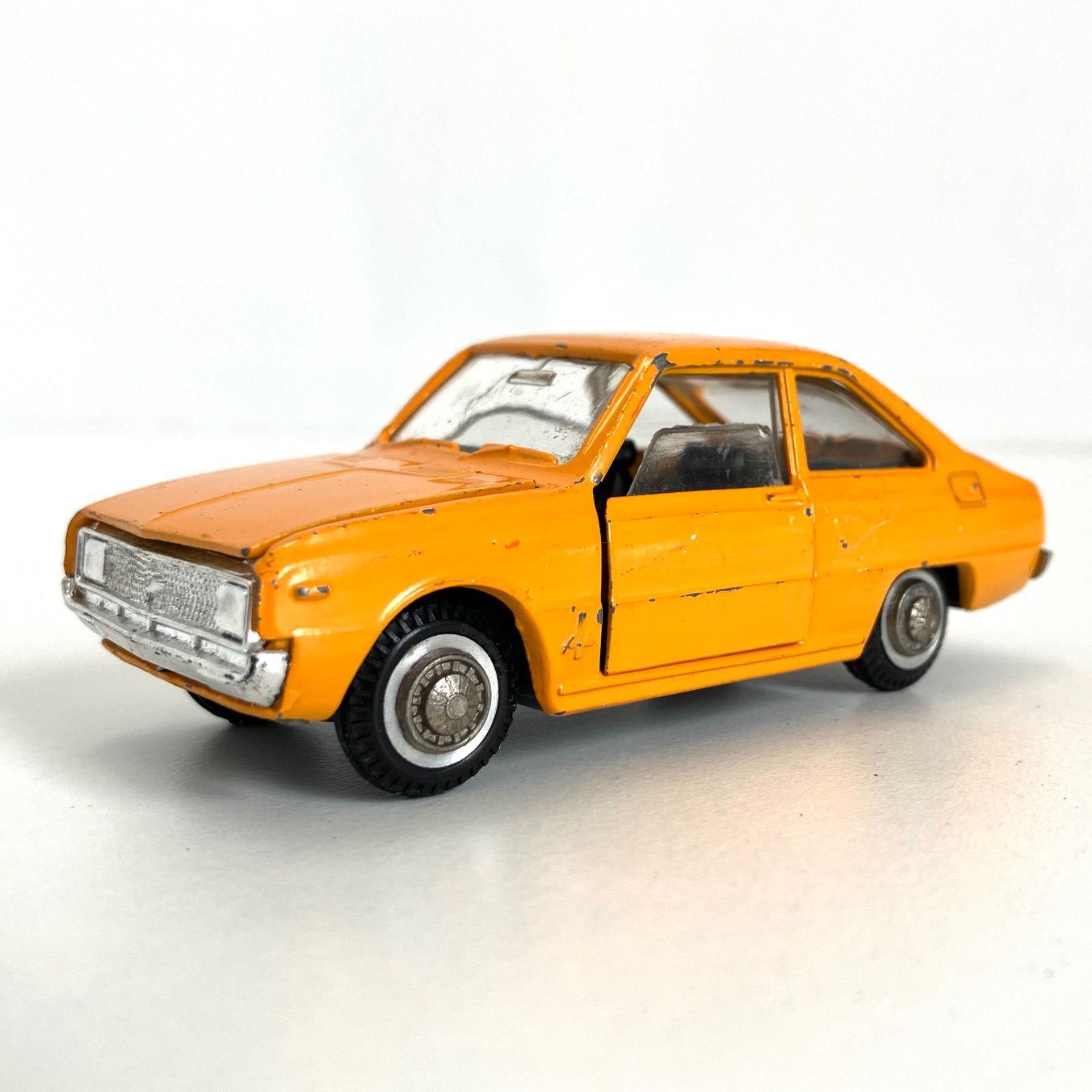 905197】 ダイヤペット YONEZAWA TOYS MAZDA FAMILIA ROTARY COUPE D 