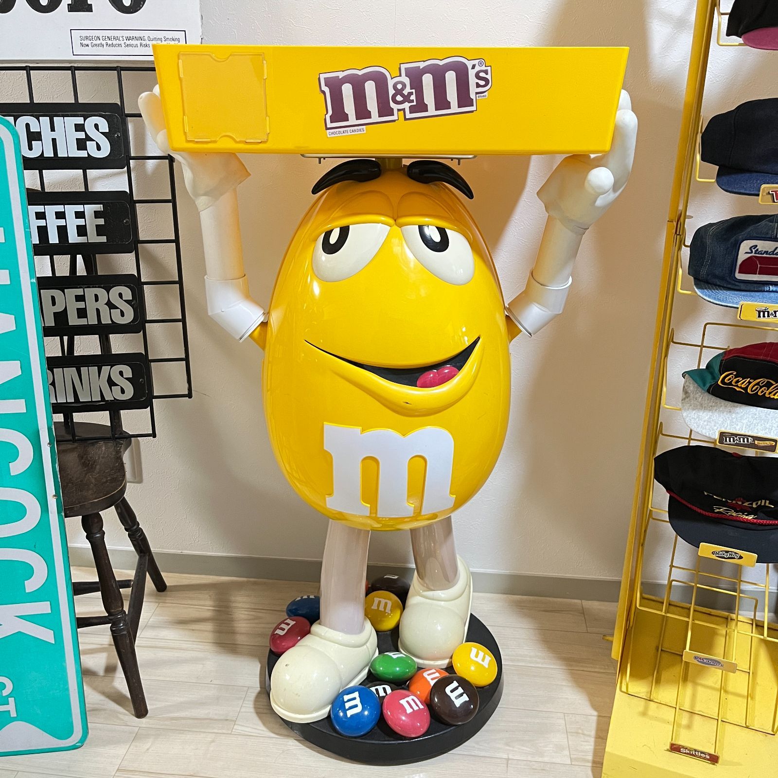 ディスプレイ】m&m's 非売品 ディスプレイ イエロー キャスター付き