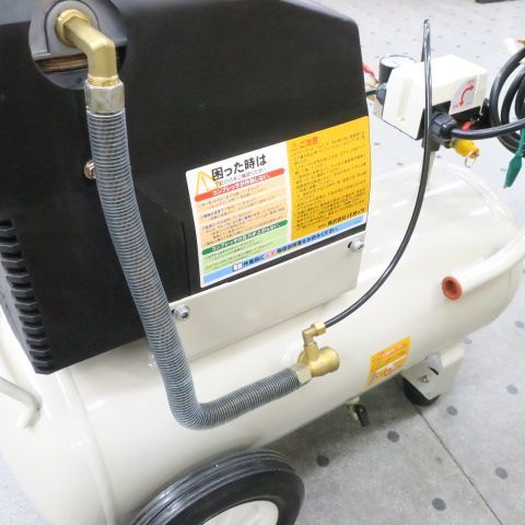 PAOCK パオック オイルレスエアコンプレッサ OL-2030PA 美品 - メルカリ