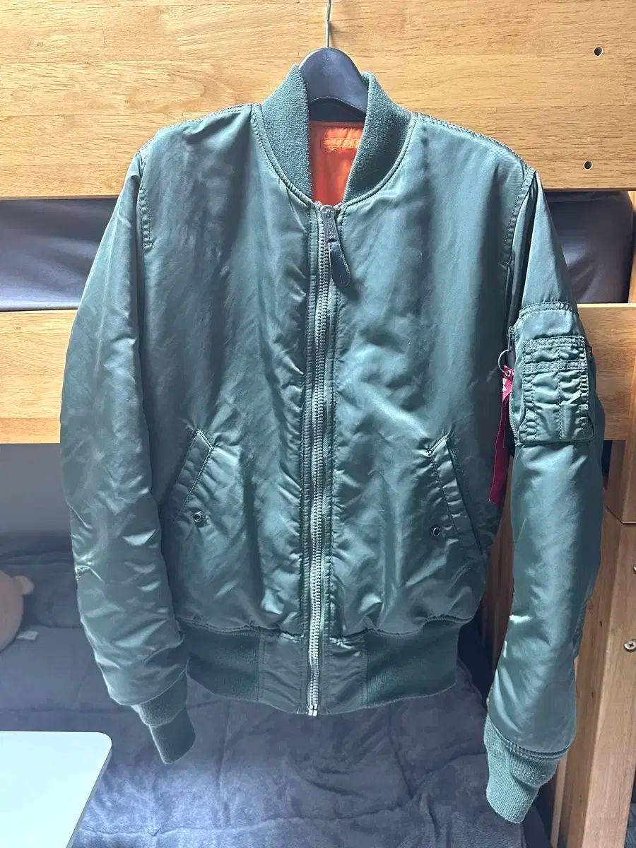 ALPHA INDUSTRIES アルファ インダストリーズ リバーシブル スリムフィット ma ー 1 MA-1ジャンパー