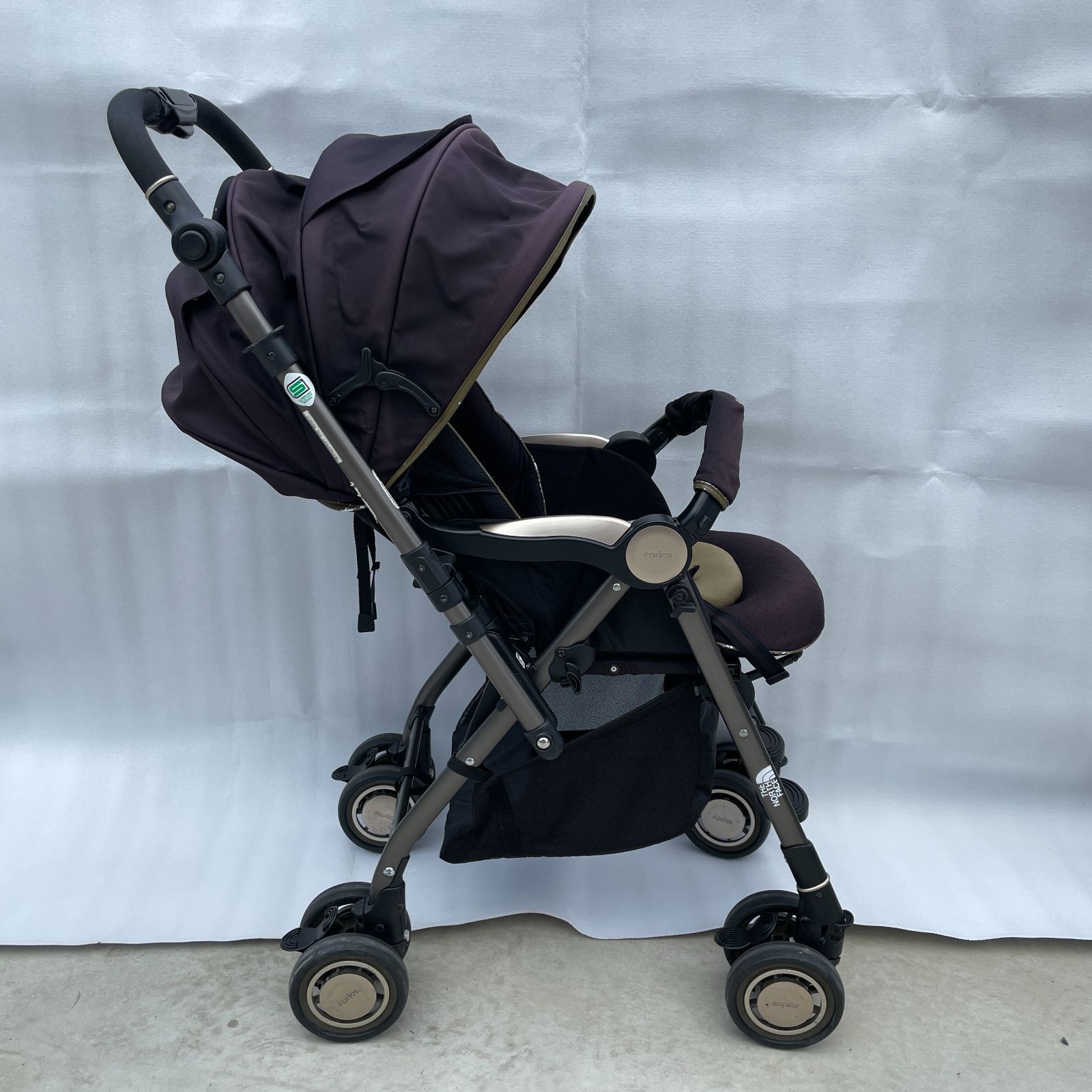 アップリカ　両対面式　ベビーカー　ソラリア アップリカ ベビーカーソラリア 両対面式