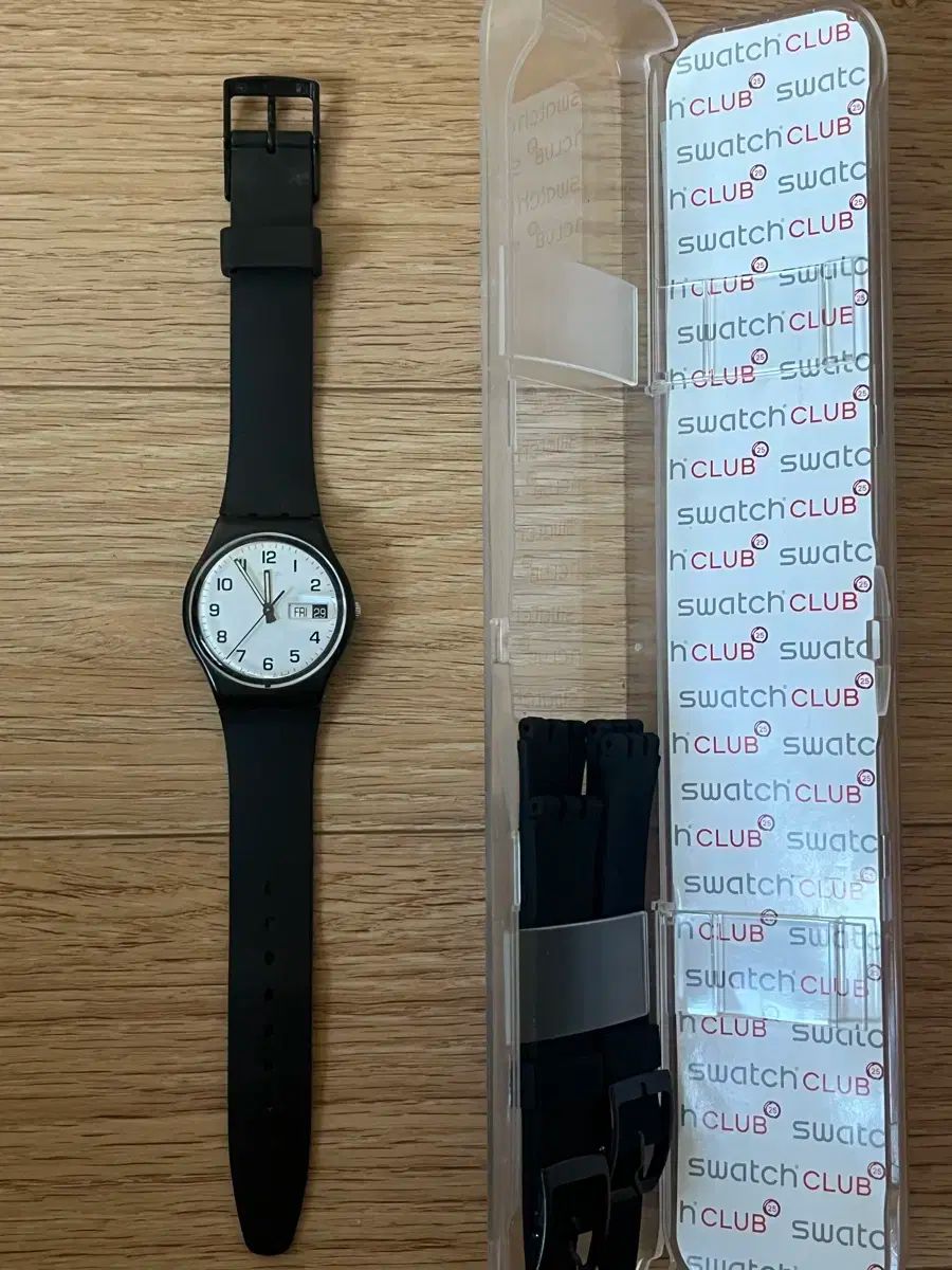【雷市場（ポンジャン）商品韓国直送】SWATCH(スウォッチ) gb743 受験用時計