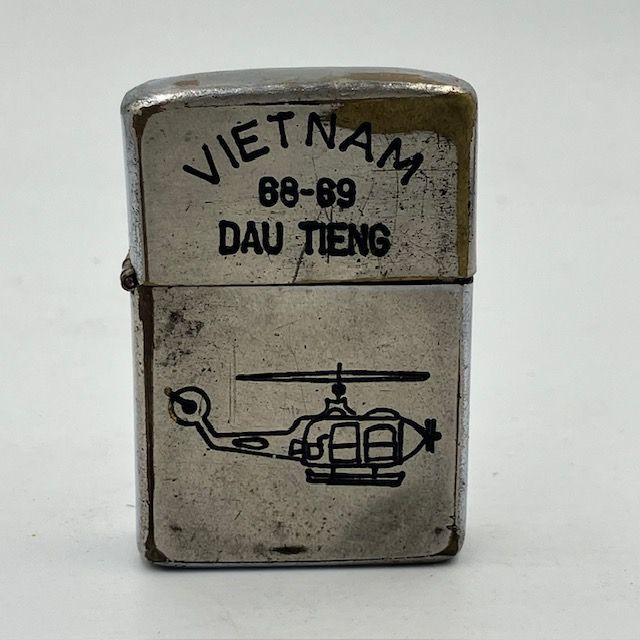 ベトナム zippo （ベトナムZIPPO】本物 1968年製ベトナム