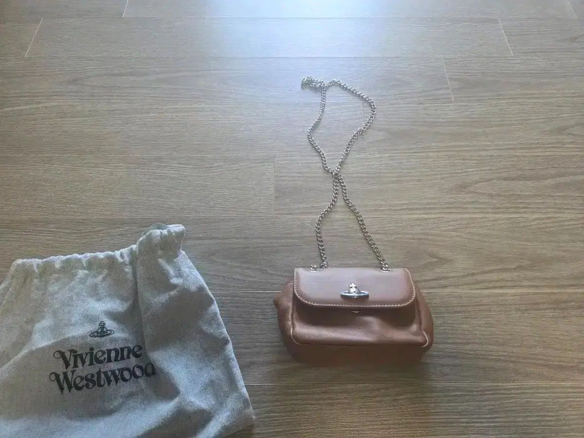 Westwood ヴィヴィアン