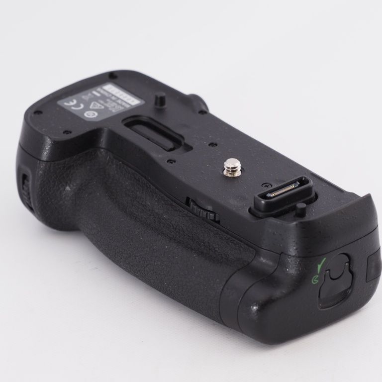 Nikon ニコン MB-D18 マルチパワーバッテリーパック D850用 - メルカリ