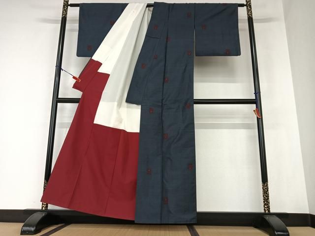 平和屋着物○本場大島紬 一元絣 色紙花文 正絹 逸品 AAAY5973ph