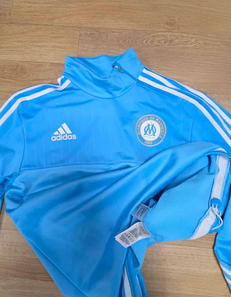 【未使用】 adidas　アディダス　マルセイユ トレーニングトップ　長袖　O 未使用】 adidas アディダス マルセイユ トレーニングトップ 長袖 O