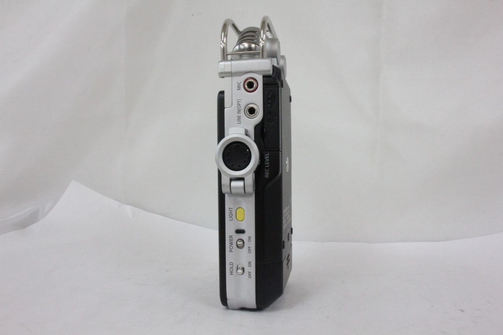 PCM-D100