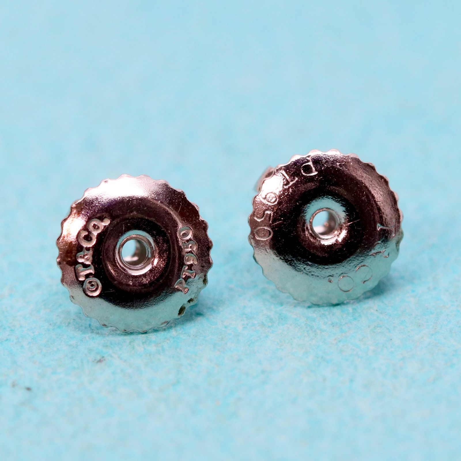 ティファニー ソリティア ダイヤ PT950 プラチナ ピアス 片耳 ティファニー ソリティア ダイヤ ピアス プラチナ Pt950/24-465S